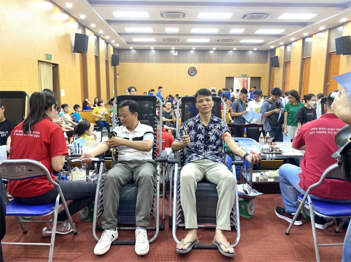 Trường Mầm non Ánh Sao tham gia Ngày hội hiến máu nhân đạo năm 2024.